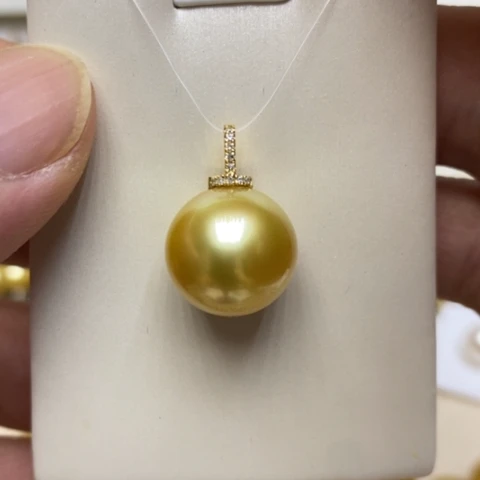 海水珍珠18K金镶嵌颈饰