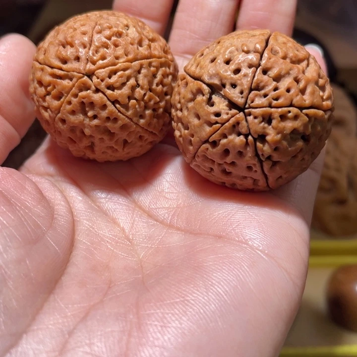 桃核把件五瓣金刚菩提