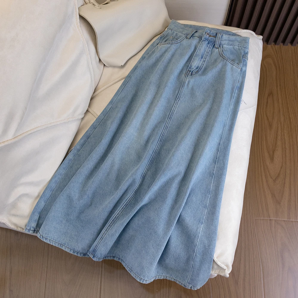 浅蓝色牛仔半身裙中长款高腰显瘦新款春季宽松显瘦a字百搭伞裙女