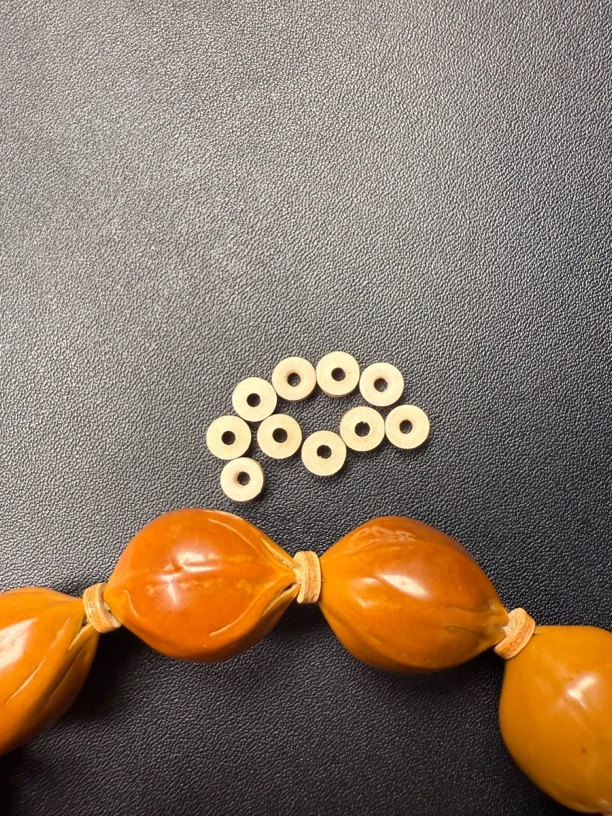 耐用加厚封边，橄榄核专用牛皮垫片11个 厚度2.孔2.直径6