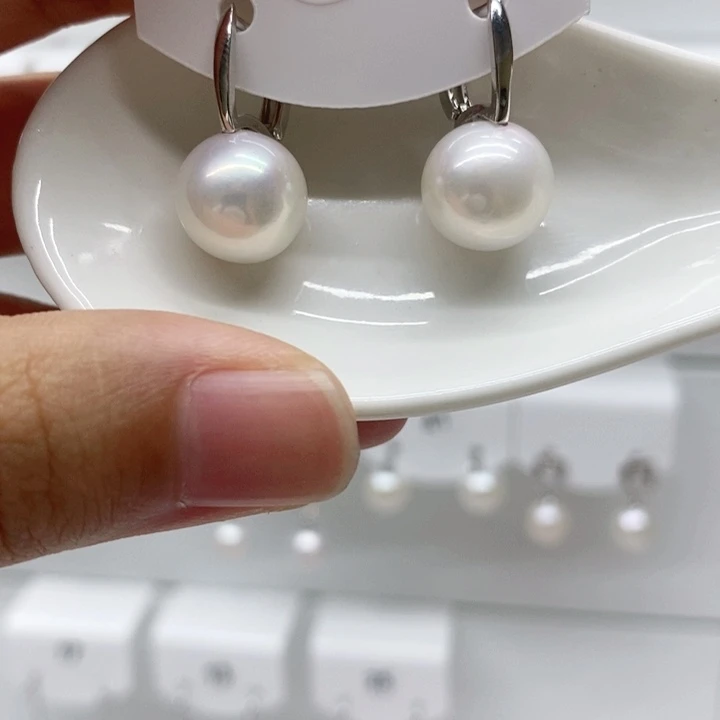 银S925镶嵌耳饰淡水珍珠