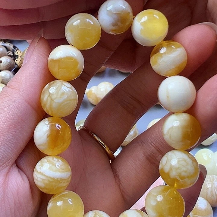 未镶嵌蜜蜡珠宝奇石