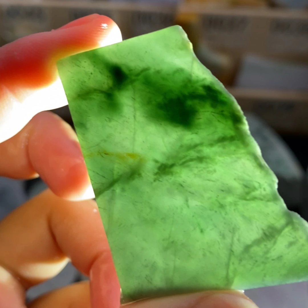 颈饰未镶嵌翡翠天然翡翠