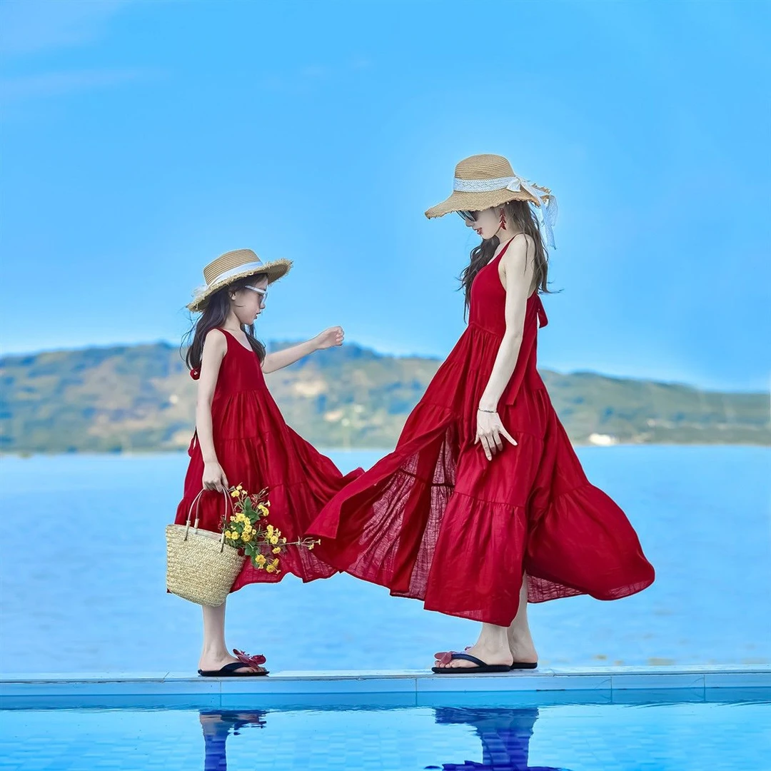 亲子裙夏装女童连衣裙2025新款洋气公主连衣裙母女亲子度假沙滩裙