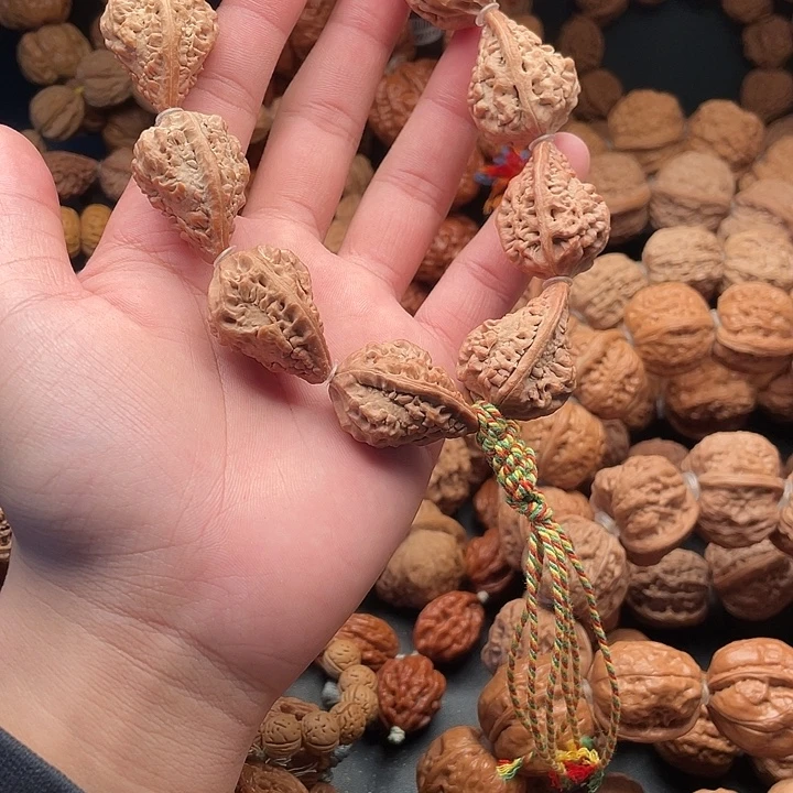 一***-文玩核桃吊坠2麒麟角