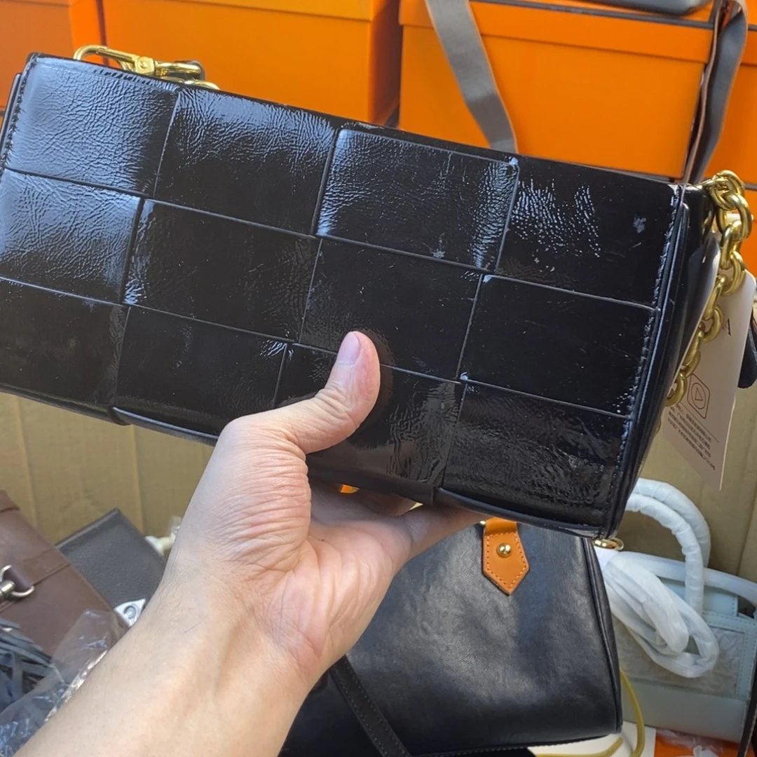 黄牛皮（革）牛皮（革）