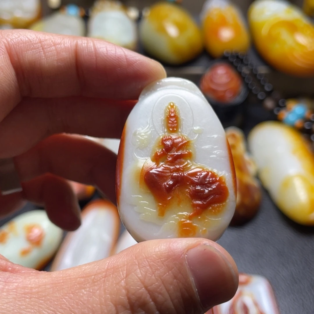 和田玉未镶嵌颈饰