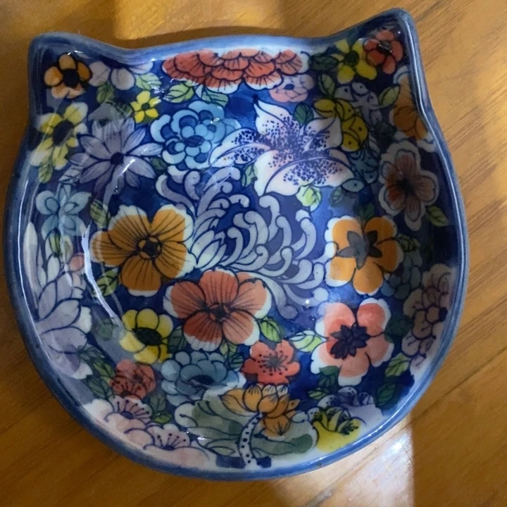 青花瓷景德镇手绘万花微瑕料碟