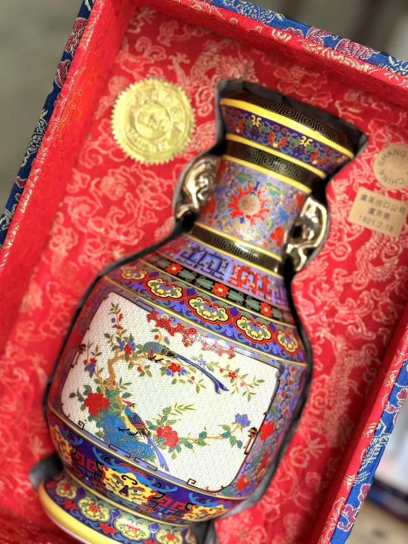 有凤来朝彩绘瓷复古花瓶摆件