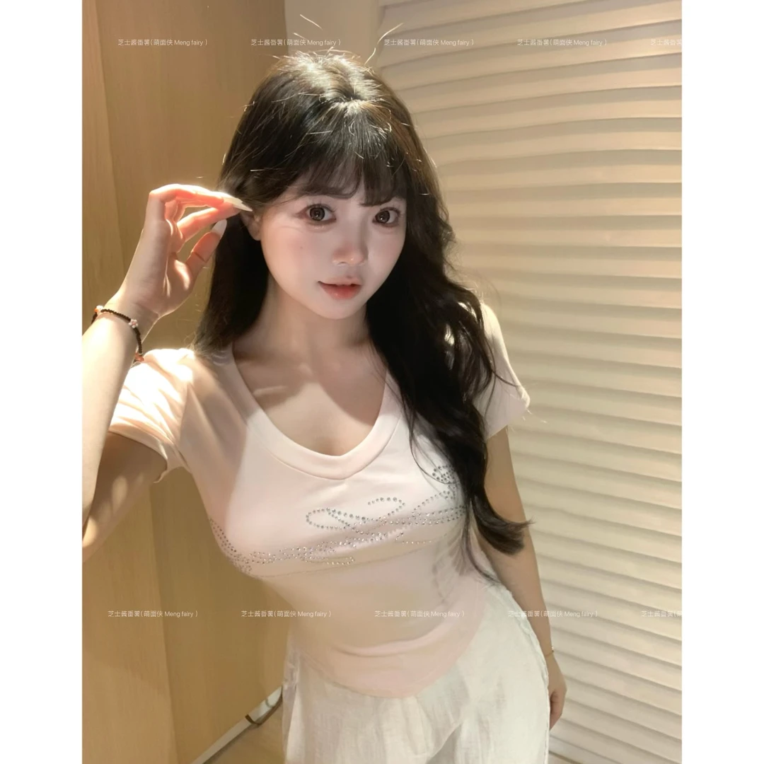 萌面侠芝士现货【粉嫩腮红T】93天丝纯欲慵懒风女装服装女6205