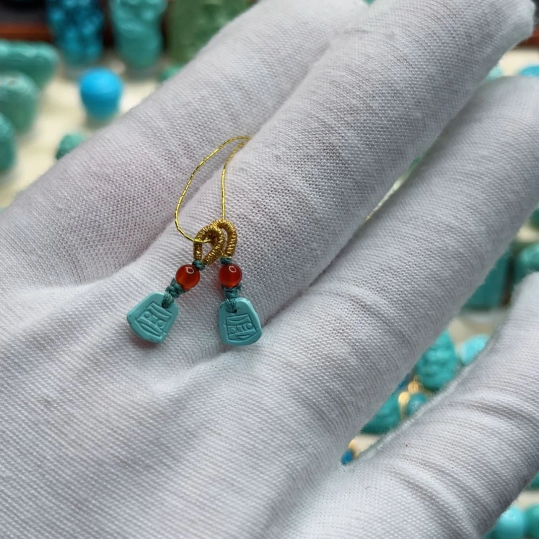 南红玛瑙未镶嵌珠宝奇石