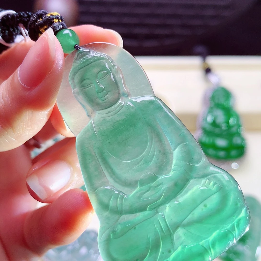 颈饰未镶嵌翡翠天然