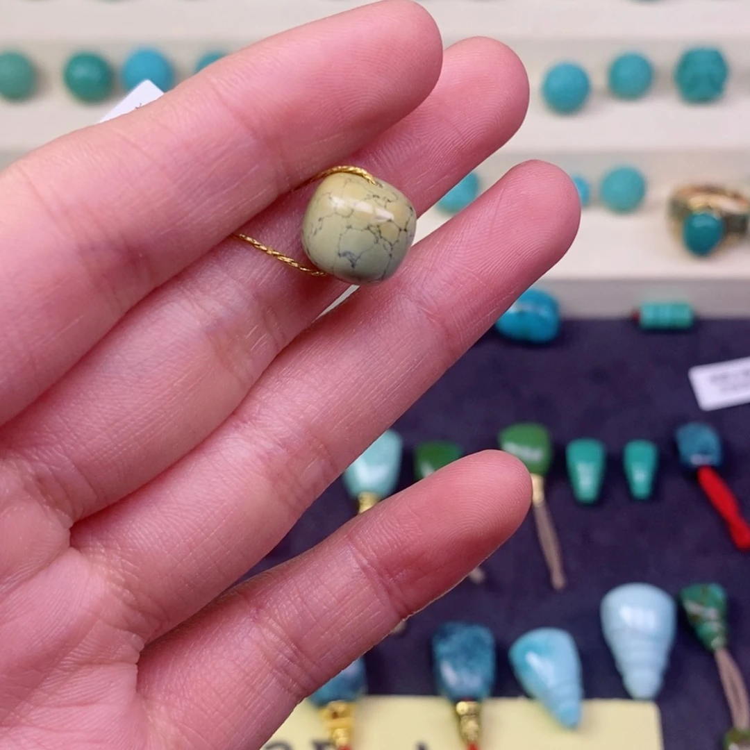 未镶嵌绿松石绿松石（金