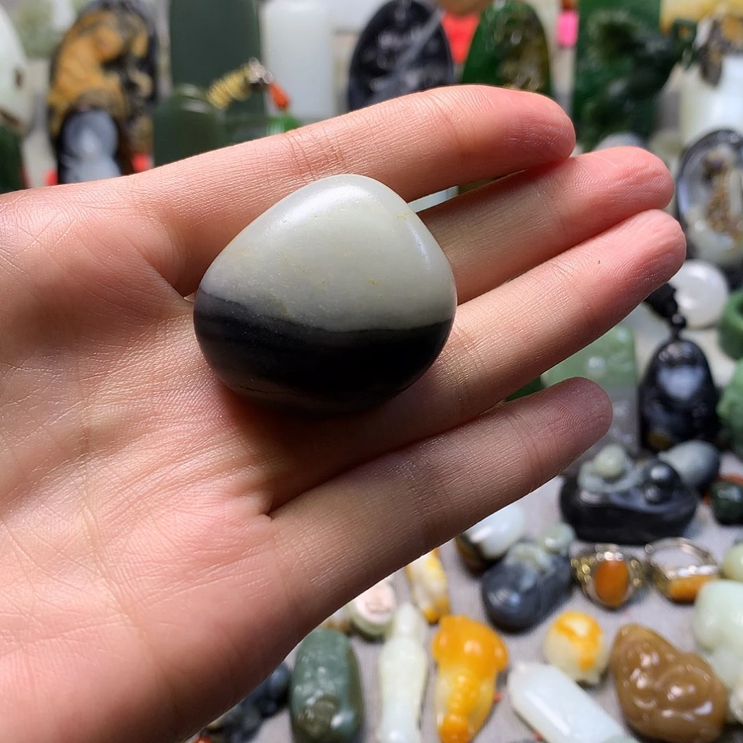 和田玉未镶嵌颈饰³****?