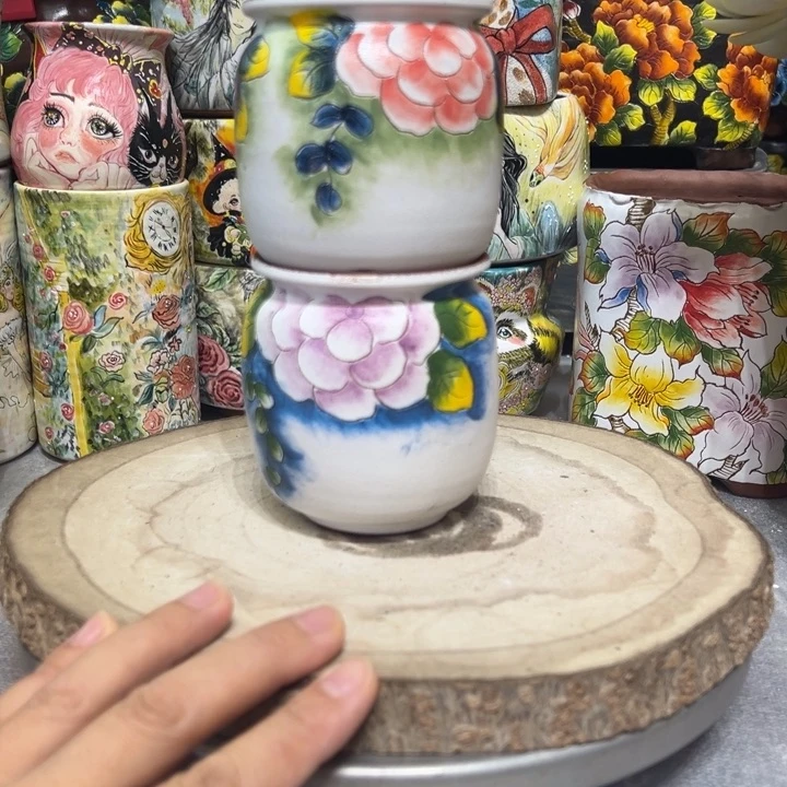 .**当景德镇红陶精品手绘陶瓷