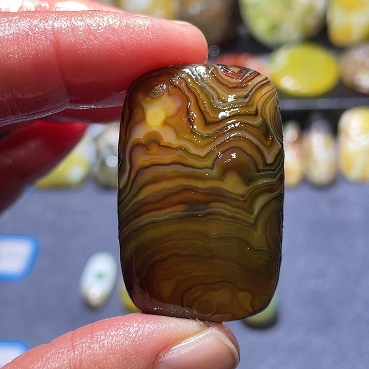 玛瑙/玉髓未镶嵌珠宝奇石