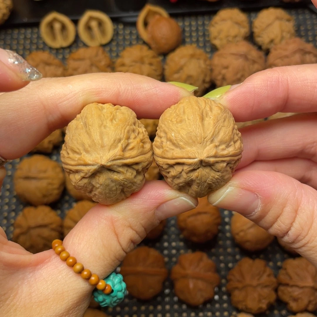 文玩核桃吊坠33尺全品矮桩小龙珠0003