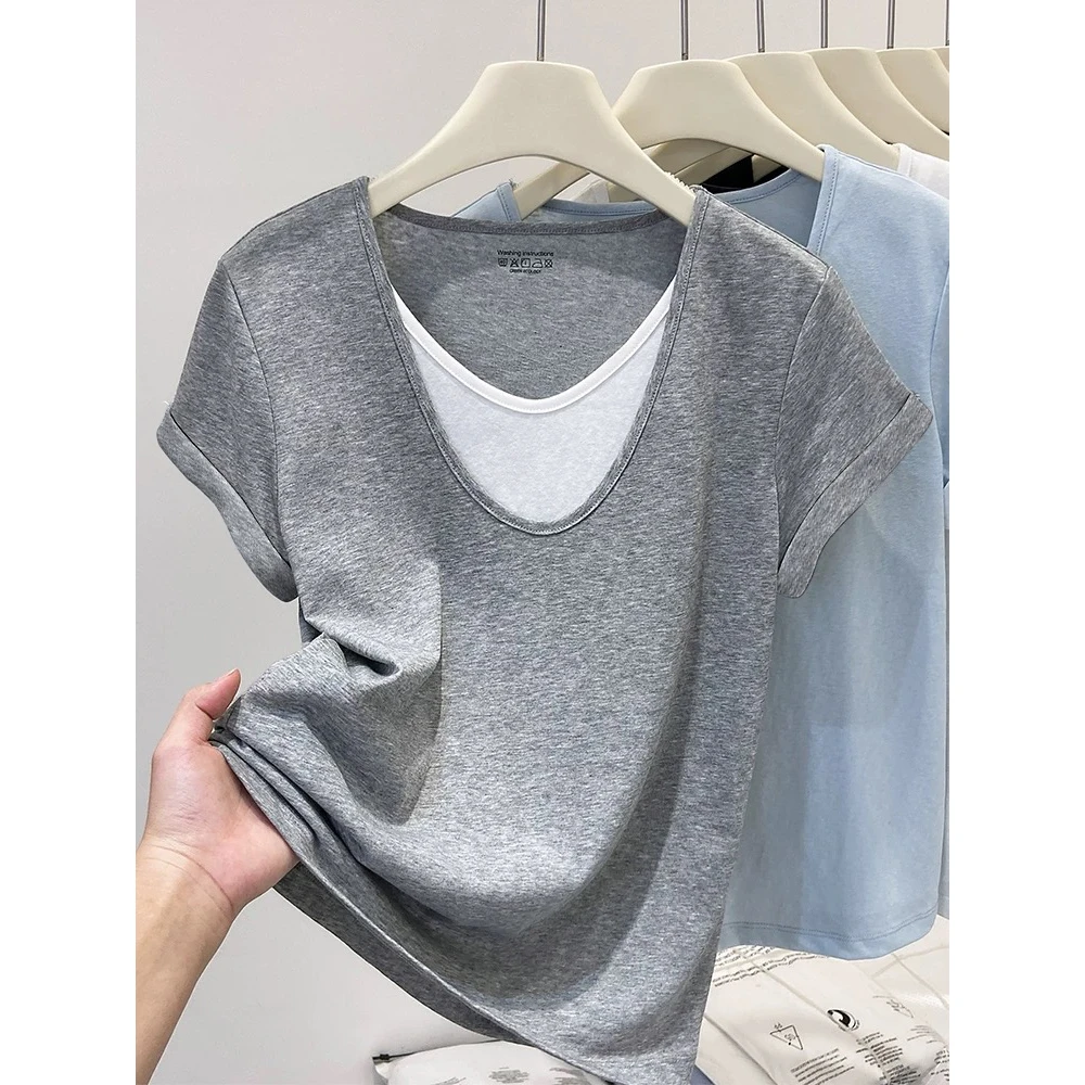 2025夏季新款大码假两件短袖T恤上衣女200斤百搭V领拼色上衣2