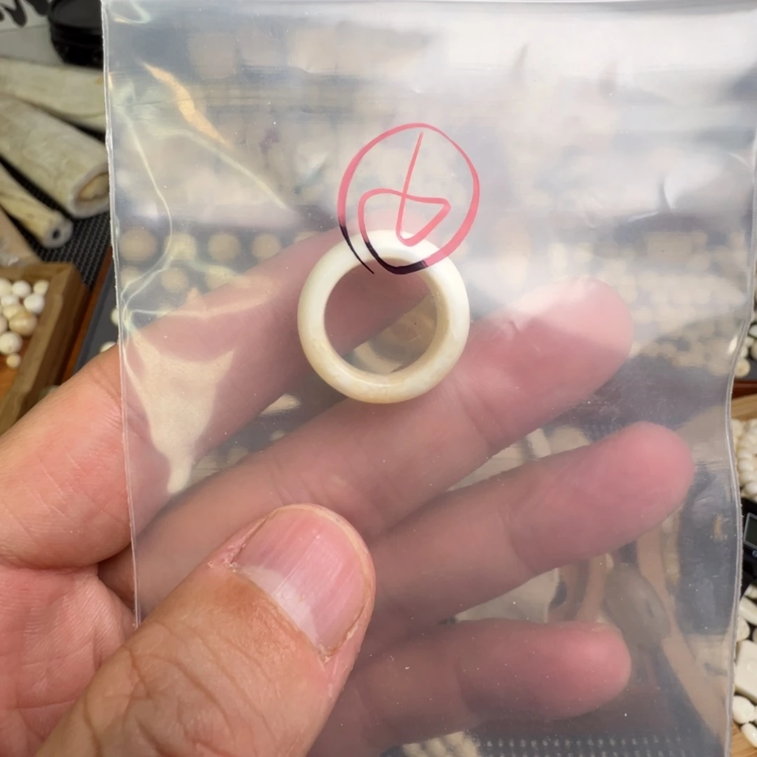 树脂制品特价处理瑕疵