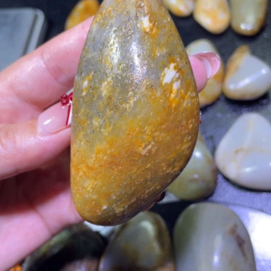 【闪购商品】颈饰未镶嵌和田玉