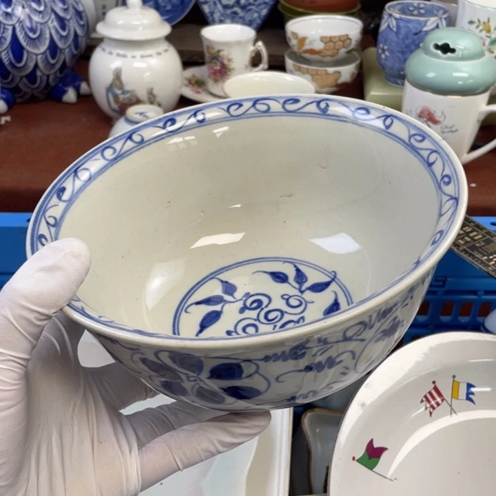 他家瓷器真美…开播了
