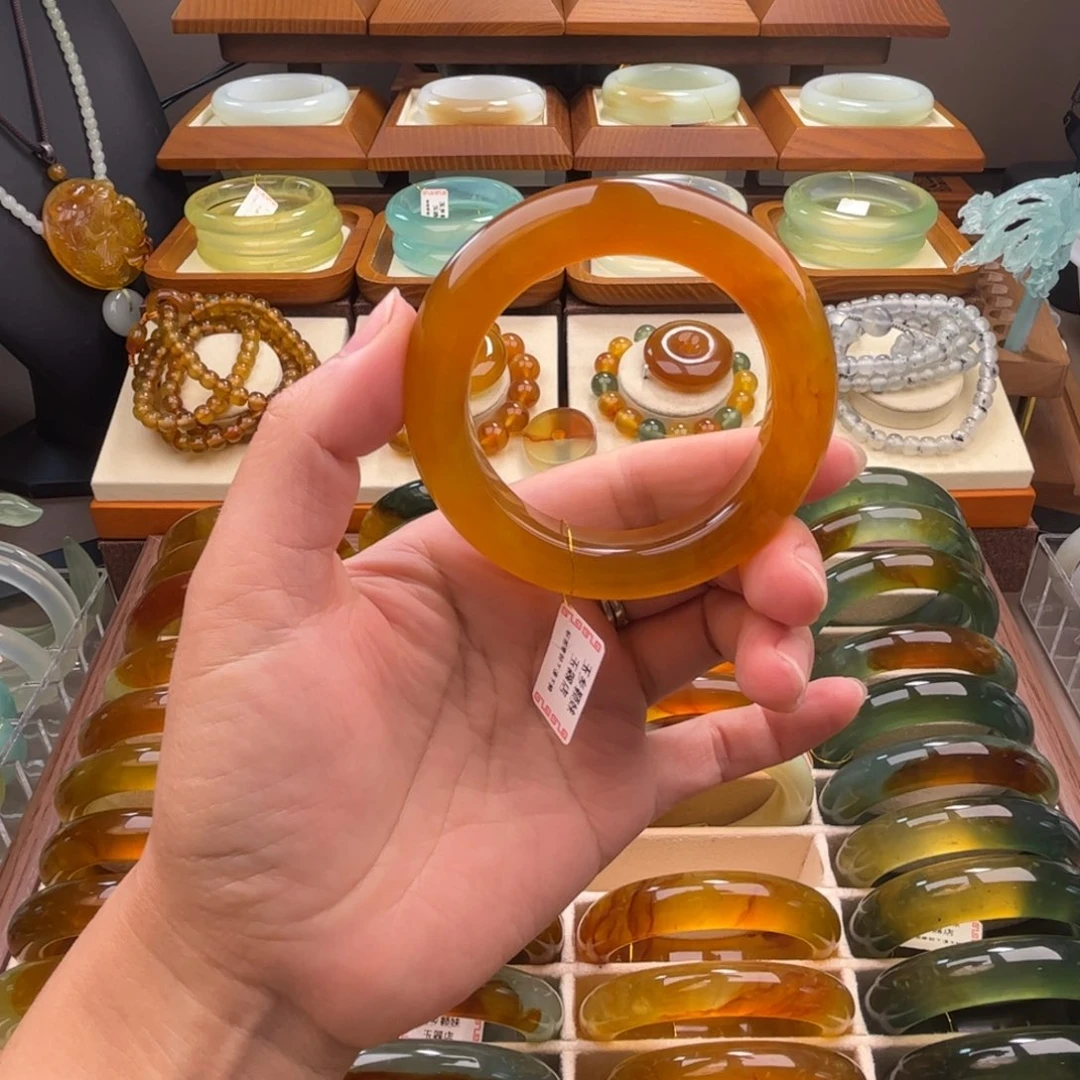 蛇纹石玉未镶嵌手镯54