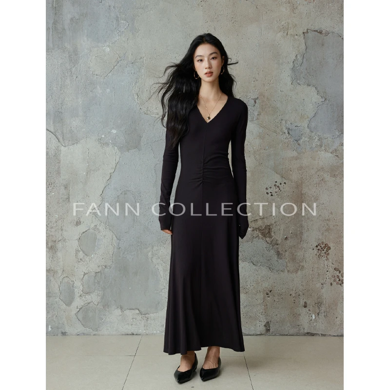 饭饭FANN COLLECTION 月光奏鸣 天丝羊毛V领长袖连衣裙FANNC244