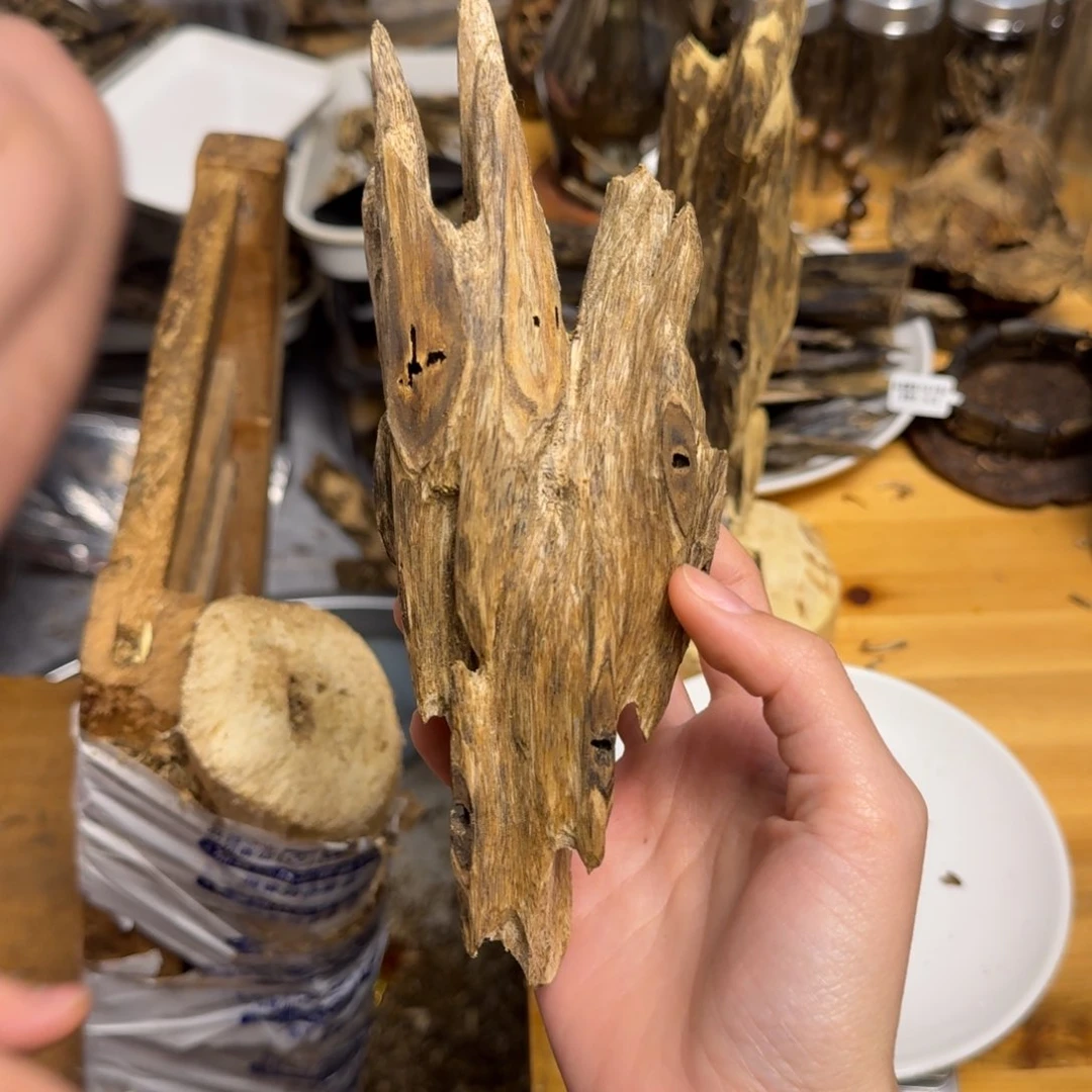 沉香沉香碎屑白棋块料65克