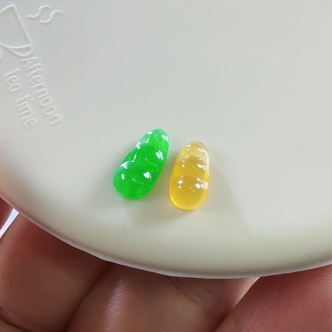 翡翠未镶嵌颈饰裸石