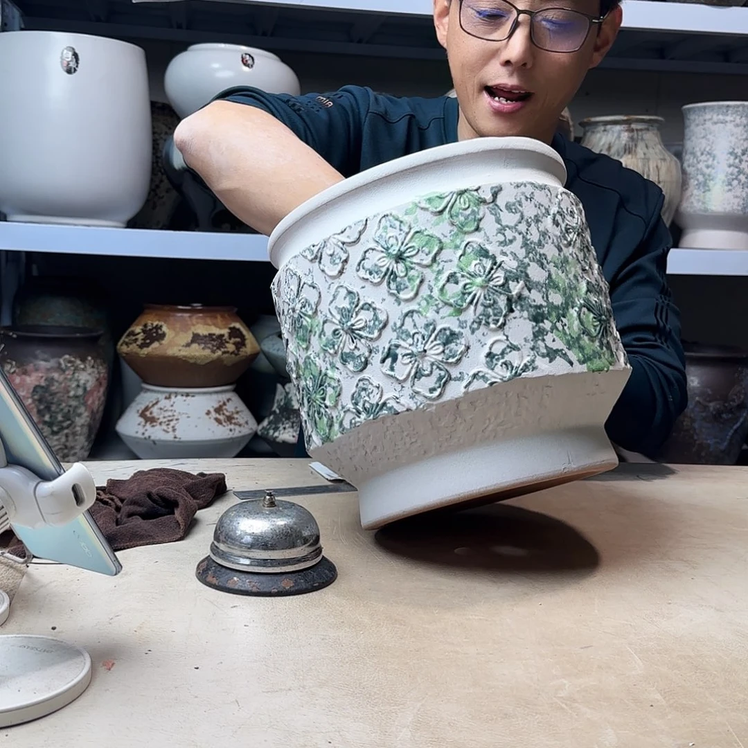 紫砂花盆尺寸26@25繁花似锦