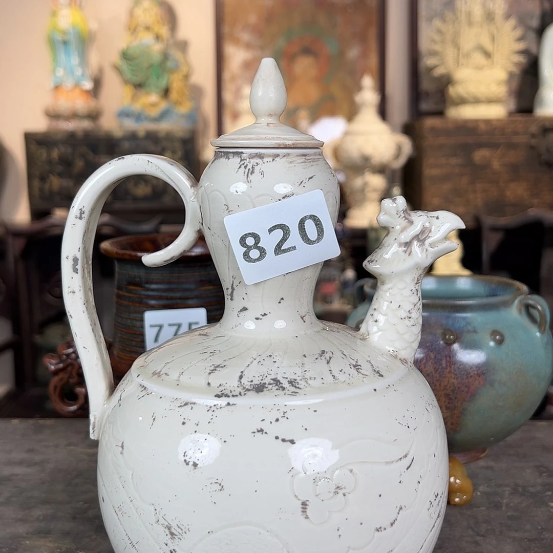 瓷片摆期间摆件摆期间