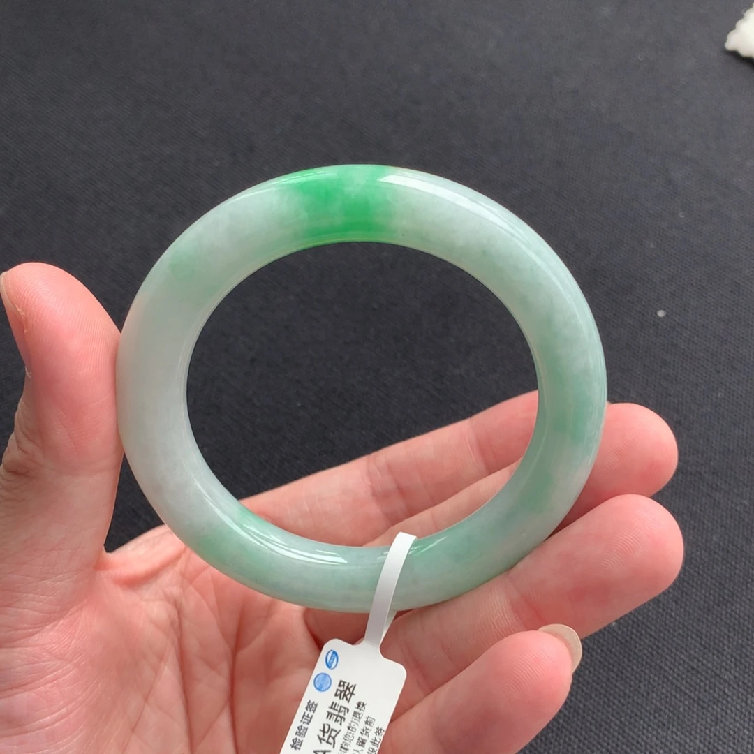 翡翠未镶嵌手镯圈口5657