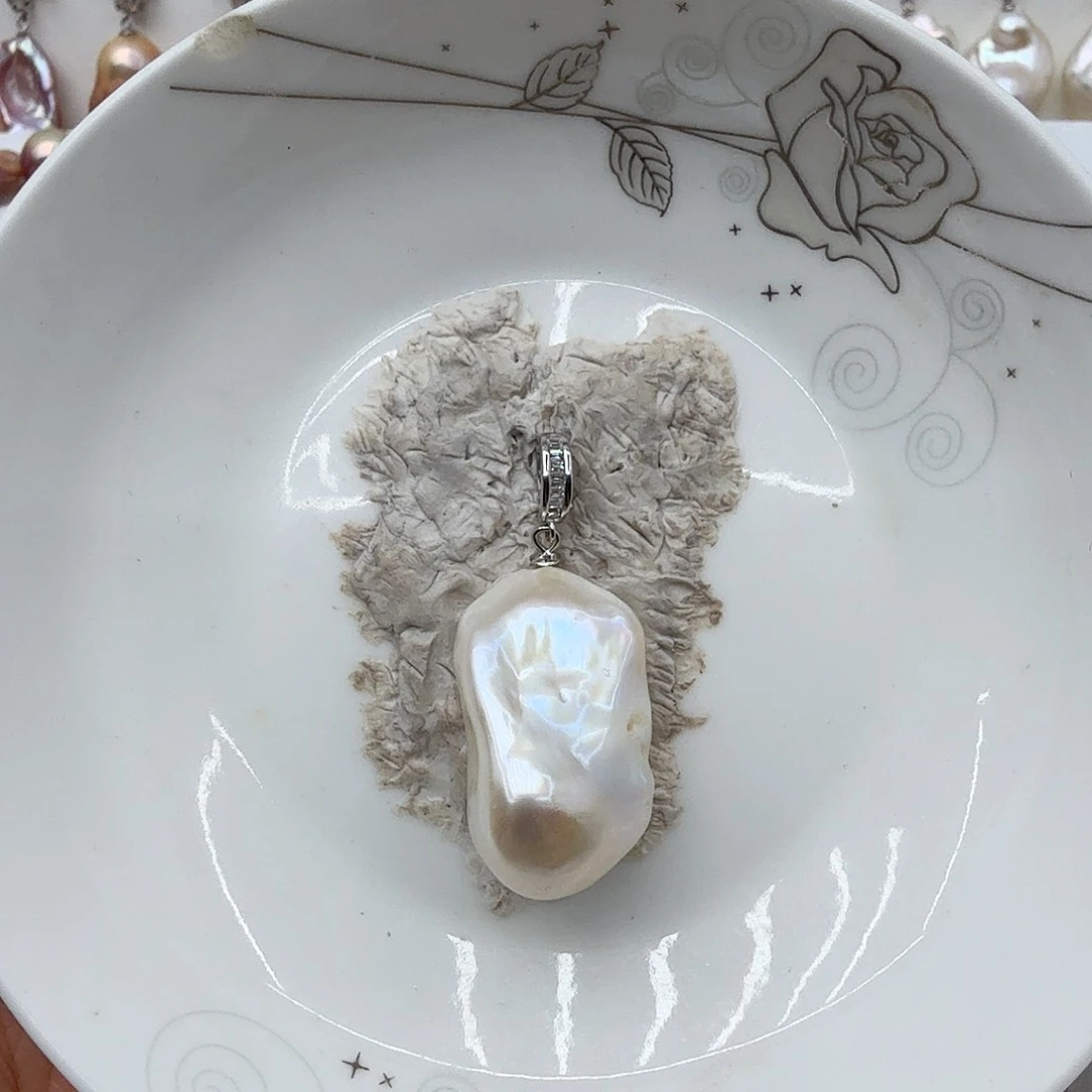 淡水珍珠银S925镶嵌吊坠(不含链)不退不换