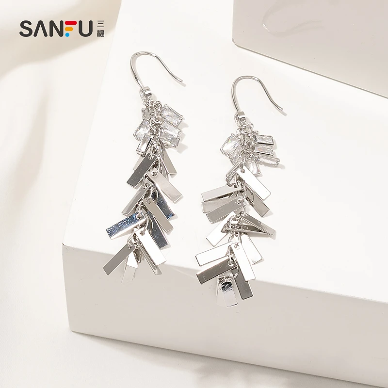 三福都市长方片片耳钩一对 时尚个性小众首饰配饰耳环840417