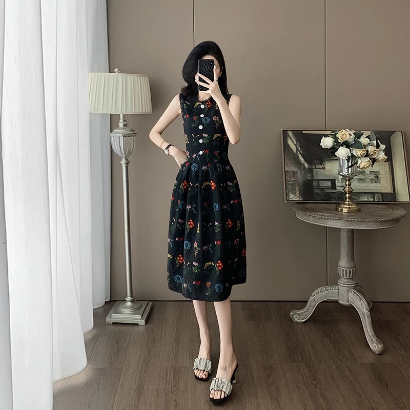 背心裙圆领夏季法式无袖连衣裙显瘦气质小众收腰绣花旗袍蓬蓬裙