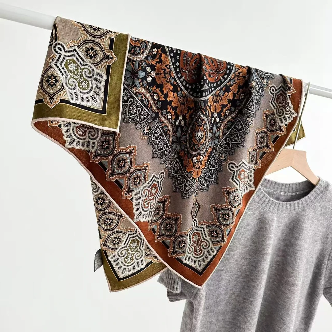 【巾有所属】双面异色护盾桑蚕丝羊毛时尚百搭气质丝毛丝巾62cm