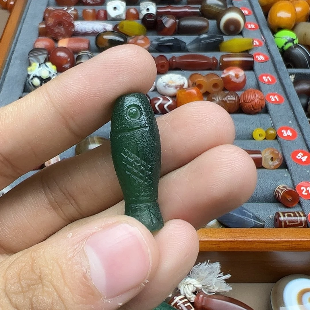 空***子未镶嵌玛瑙/玉髓珠宝半成品