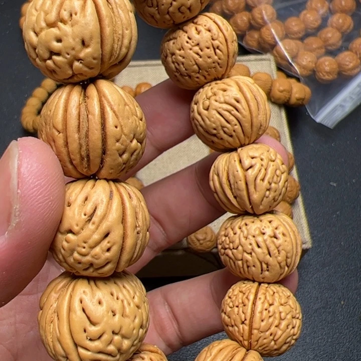 猴头核桃手串李**?看看咯