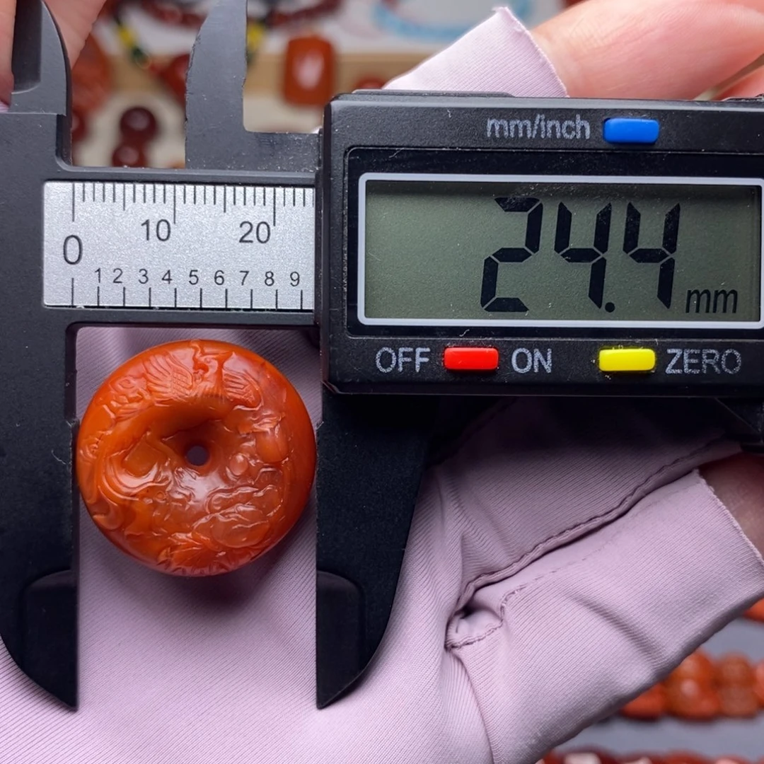 南红玛瑙未镶嵌配饰凤凰牡丹扣