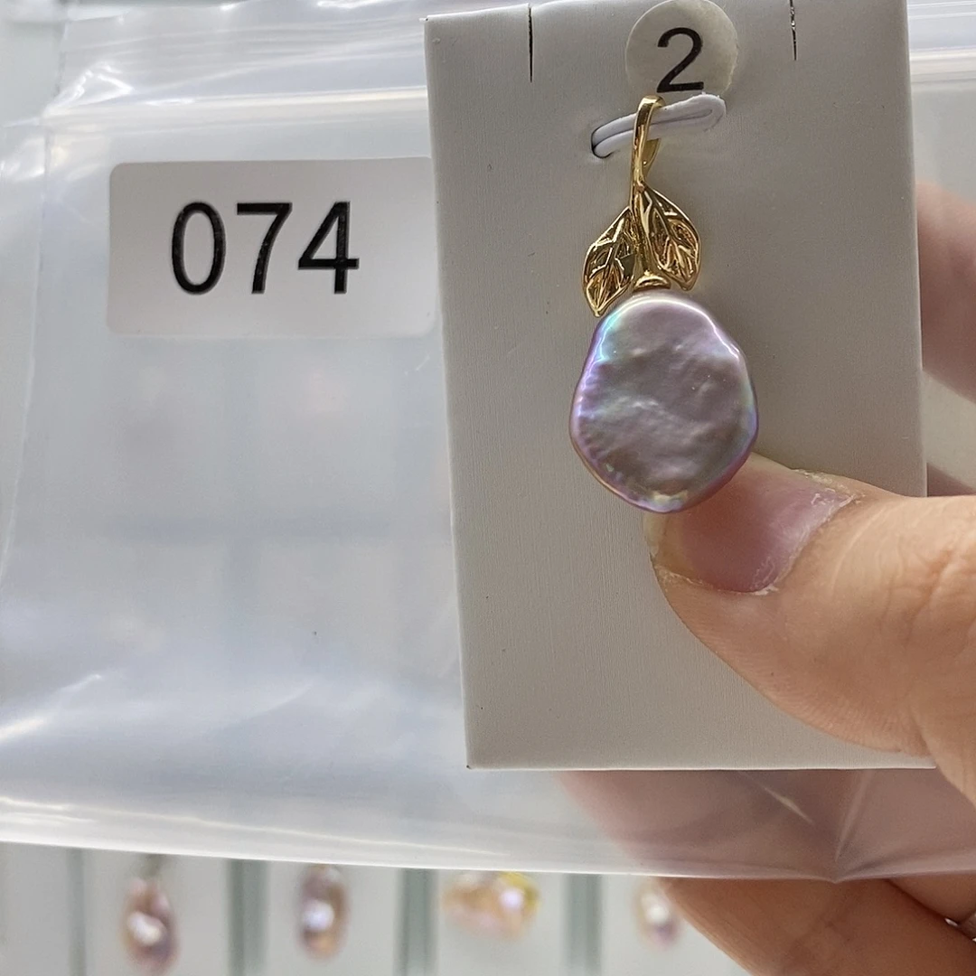 淡水珍珠颈饰合金