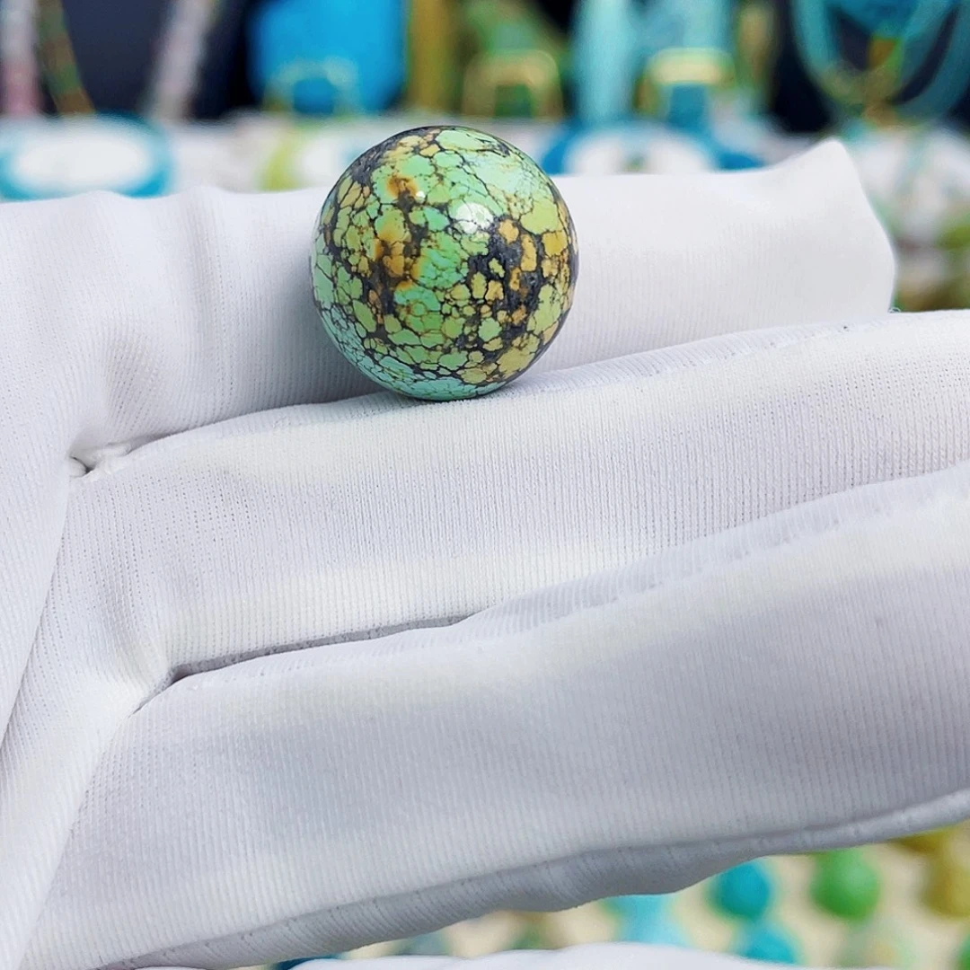 绿松石未镶嵌颈饰