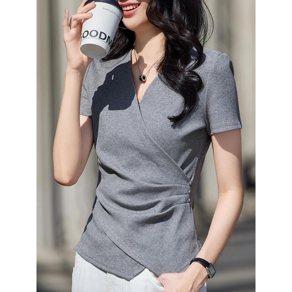 V领短袖T恤女2025夏季新款水滴扣抽褶收腰不规则气质灰色体恤上衣