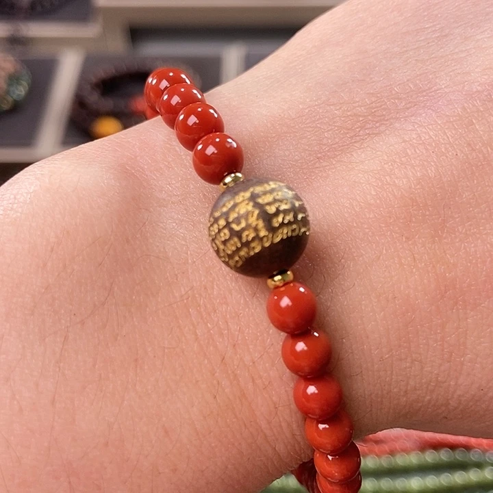 南红玛瑙手串未镶嵌0.6