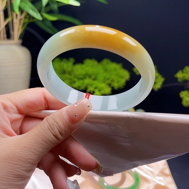 翡翠未镶嵌手镯59