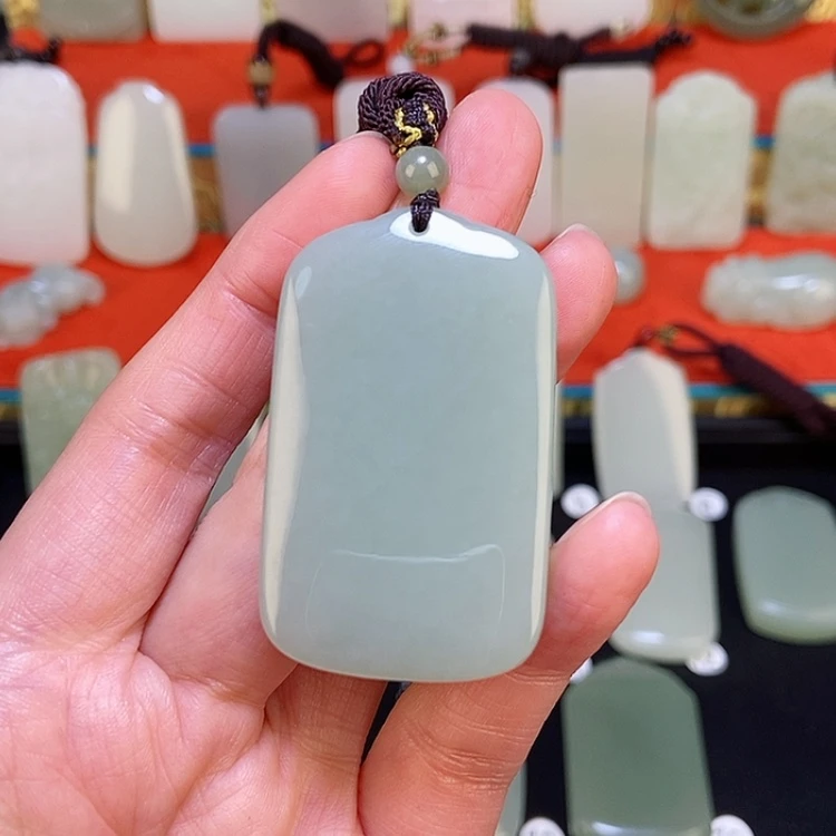 【闪购商品】颈饰未镶嵌和田玉