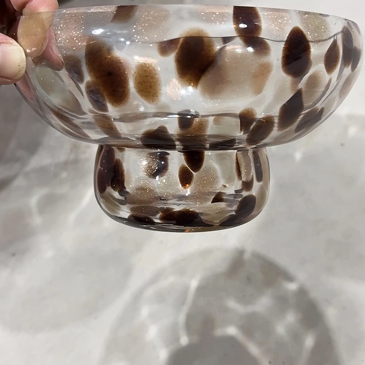 高度10厘米口径20厘米的琉璃果盘