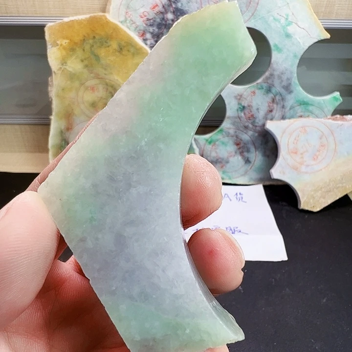 定制翡翠未镶嵌缅甸翡翠A货毛料