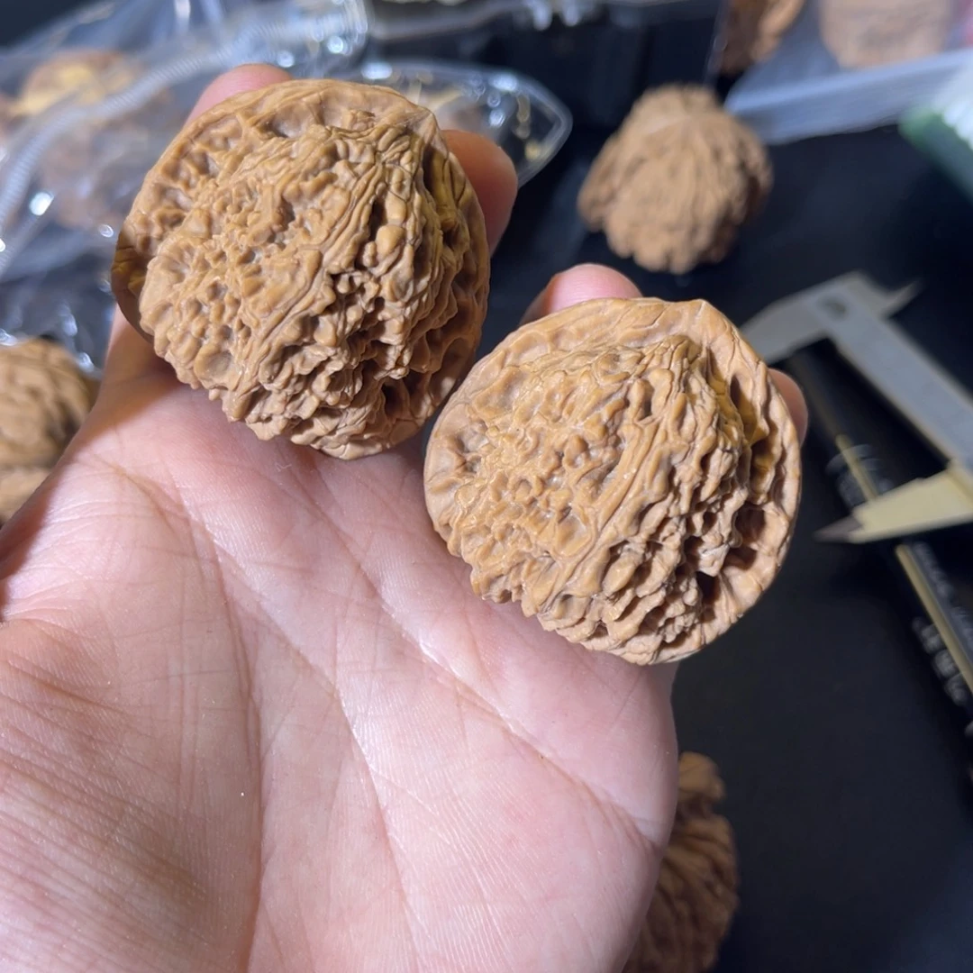 吊坠文玩核桃南疆石
