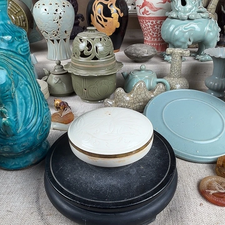 摆件瓷器好漂亮呀