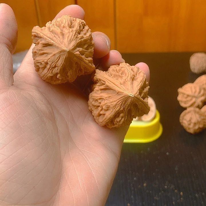 吊坠文玩核桃44鸡心